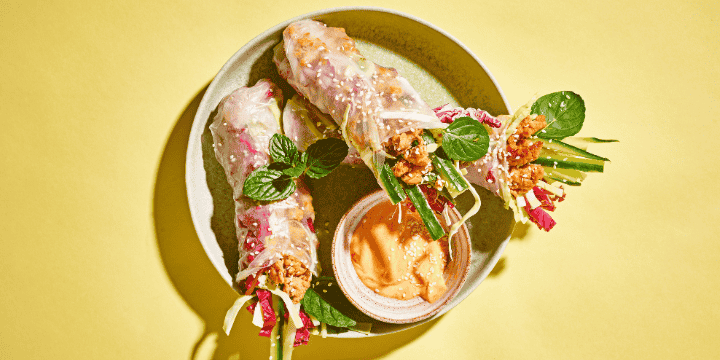 Springrolls met kip, spitskool en pittige mayonaise